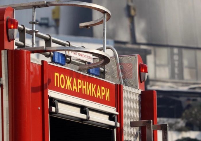 ПОЖАР ВО КОЧАНИ: Паника предизвика огнот кој избил во угостителски дуќан во трговскиот центар, пожарникарите брзо го изгаснале