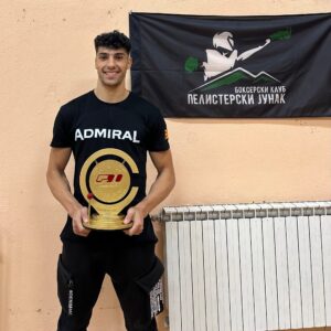 Успешната спортска приказна на Aдмирал и боксерот Рустемовски продолжува