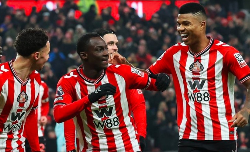 Сандерленд е хит на Премиер лигата, а Барнли кандидат за враќање во Чемпионшип