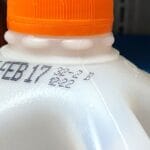 Кога маркетингот го надминува законот: храна со изминат рок на акција