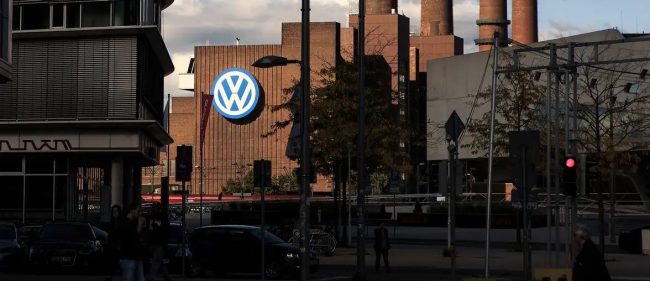 ГЕРМАНСКИТЕ АВТОМОБИЛСКИ ЦЕНТРИ СЕ ВО ФИНАНСИСКА КРИЗА, НАЈПОГОДЕНИ ВОЛФСБУРГ, ШТУТГАРТ И ИНГОЛШТАТ