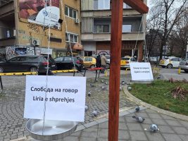 Вагата на правдата во центарот на Скопје: Каде завршува слободата на говор, а каде почнува говорот на омраза?