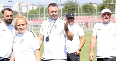 Андов: Почнуваме ново поглавје во женската репрезентација