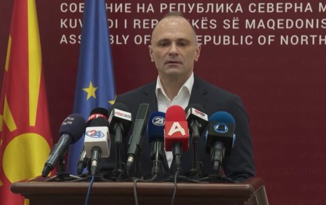 СДСМ поднесува и закон за враќање на достоинството на Собранието, порача Филипче