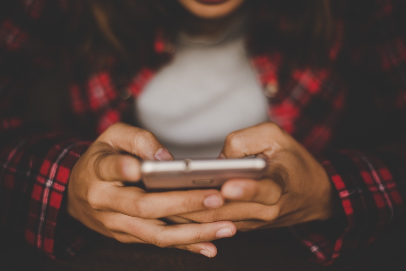 Луѓето можат да развијат емоционална блискост со ВИ дури и повеќе отколку со други луѓе