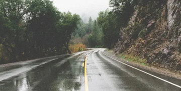 Забраната за камиони и автобуси на Шипковица–Попова Шапка сè уште важи