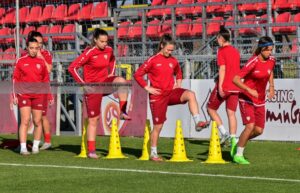 Фудбалерките ги почнаа подготовките за квалификациите