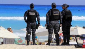 (ВИДЕО) Кулијакан станa воена зона: „Пуштете не да се убиеме едни со други“