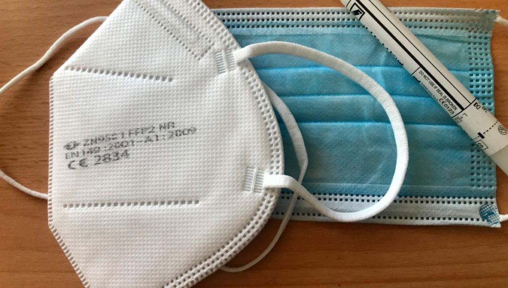 Германија изгоре три милијарди неискористени маски купени за време на короната