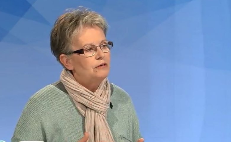 „ПРЕТСЕДАТЕЛКАТА Е ОБИЧНА ЛАЖЛИВКА“: Најчевска со остра критика 'го избриша постот во кој ја критикува СДСМ'