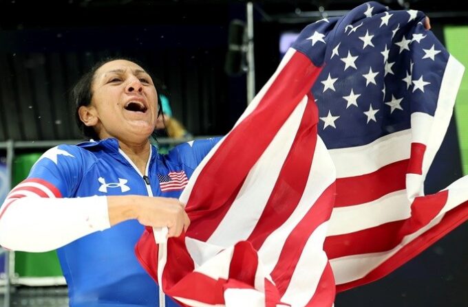 Сензација на ЗОИ, златен медал за 41-годишна Американка