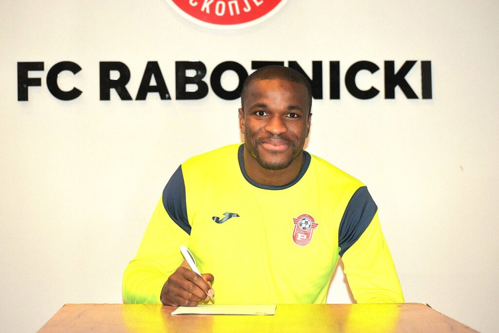 Работнички доведе голман кој има 53 настапи за репрезентацијата на Камерун