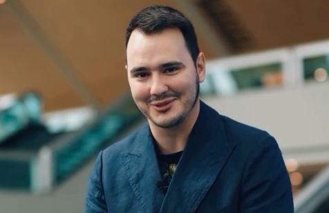 Синот на Балашевиќ, чека син – во емотивна објава го откри полот на бебето