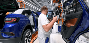 Над 120.000 работни места укинати во германската индустрија