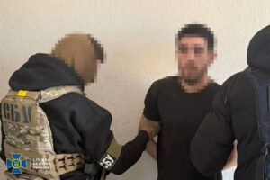 (ВИДЕО) Апсења во Молдавија: Планирале убиства на познати Украинци по наредба на Русија