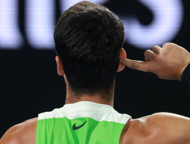 Кралот на Австралија опен не успеа, прв трофеј за Алкараз