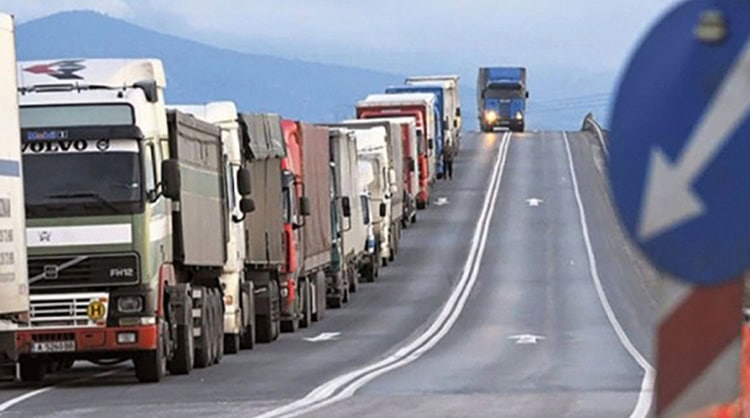 Извозот расте, увозот побрзо: во трговската размена дефицит од 3,1 милијарда евра