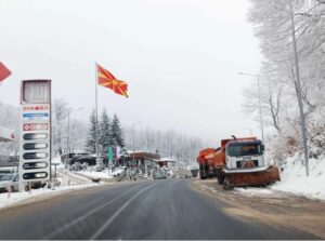 Забрана за сообраќај на камиони на патот Гостивар – Стража – Кичево во двата правца поради врнежи од снег