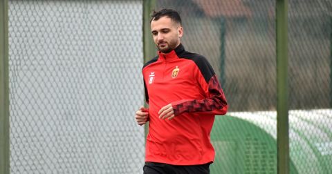 Николов: Било пишано сега да се вратам во Вардар, целта се титулите