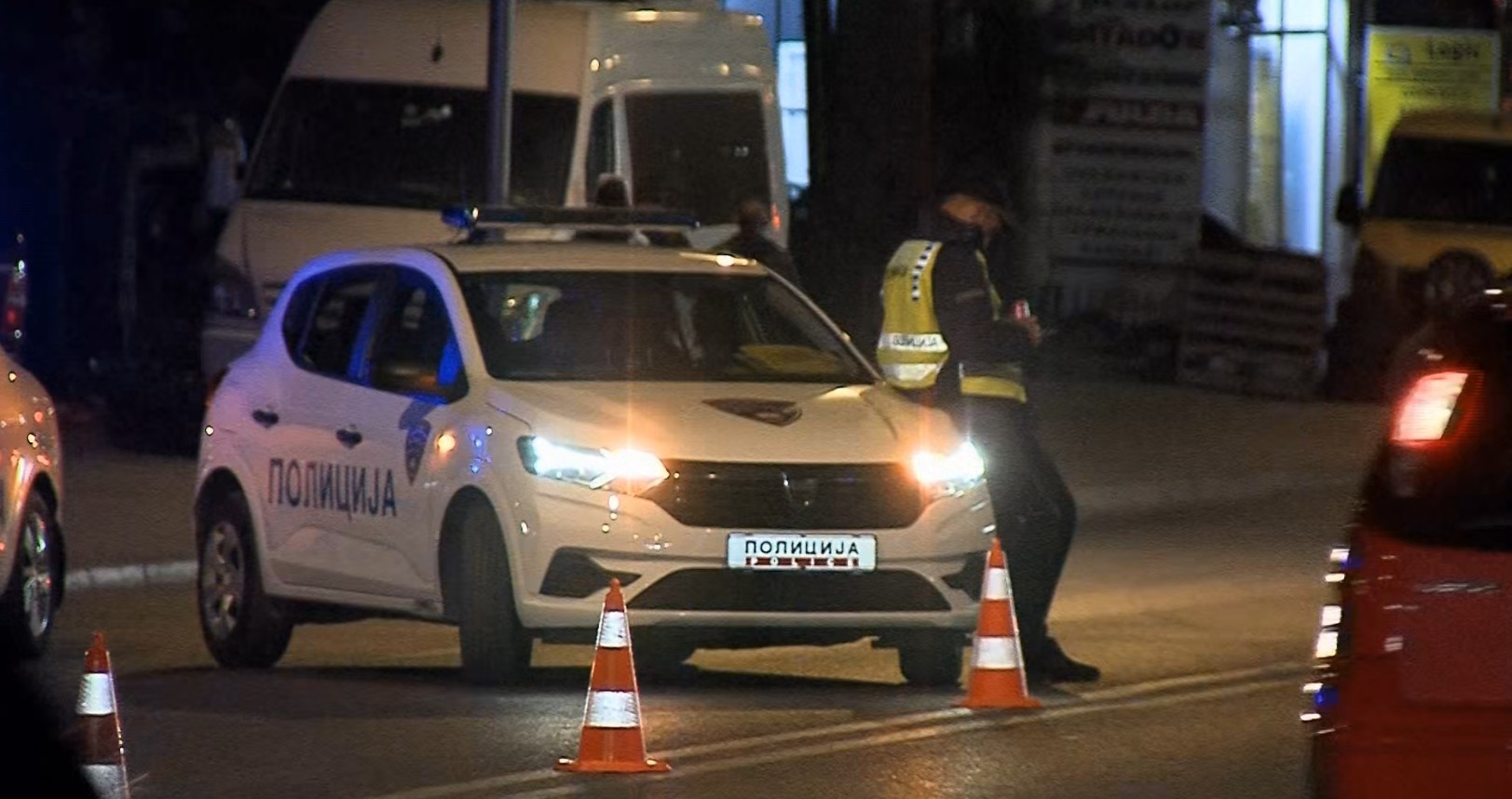 Прегазени дете и тинејџер во две одделни сообраќајни несреќи