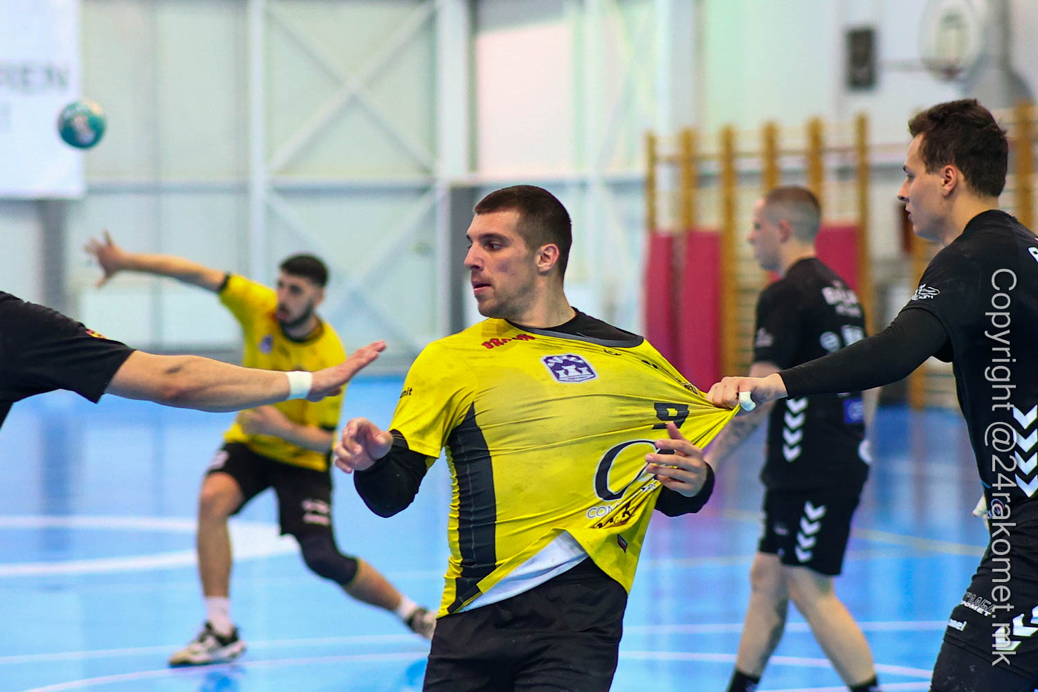 Бикоски најдобар во триумфот на Макаби Димона