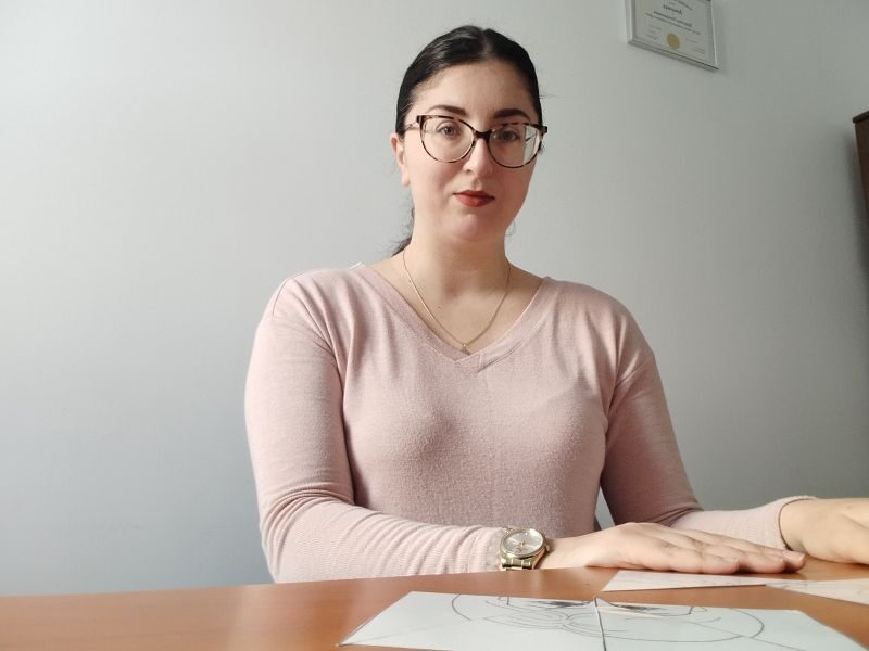 Во градинка не се дружи со никого, не јаде и не оди во веце иако е редовен уште од јасли. Што може да е причината?