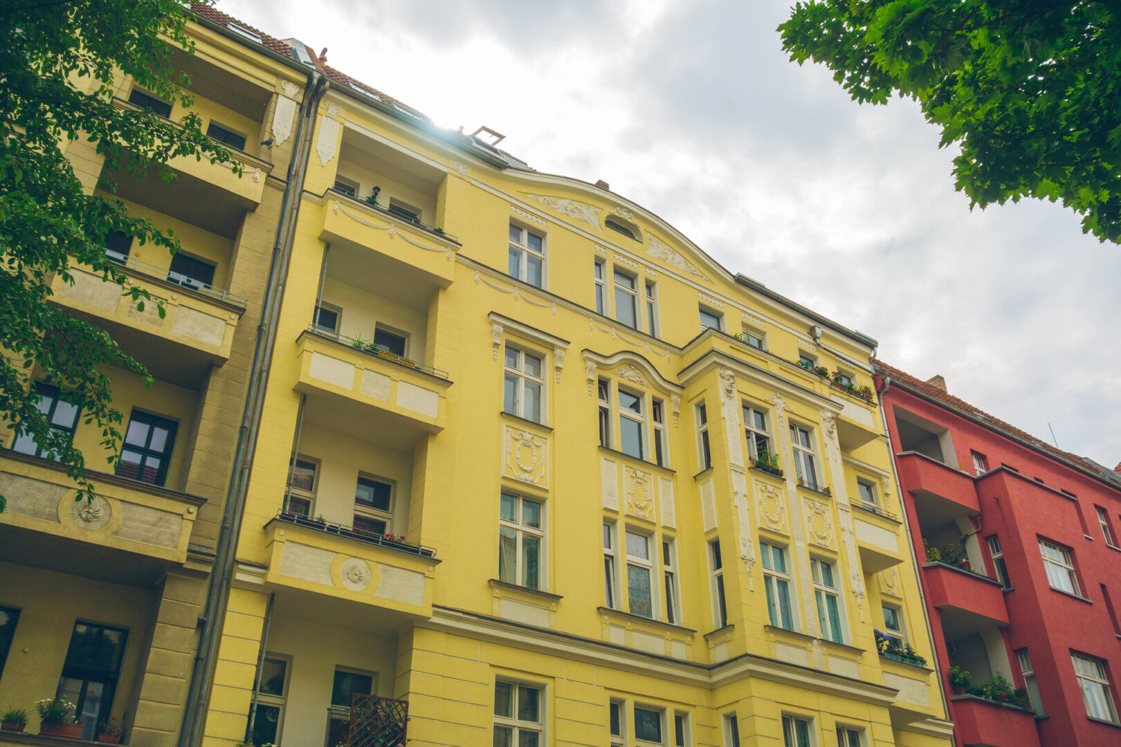 Провалил во куќа во Германија, си зготвил вечера и се капел во када, полицијата го привела