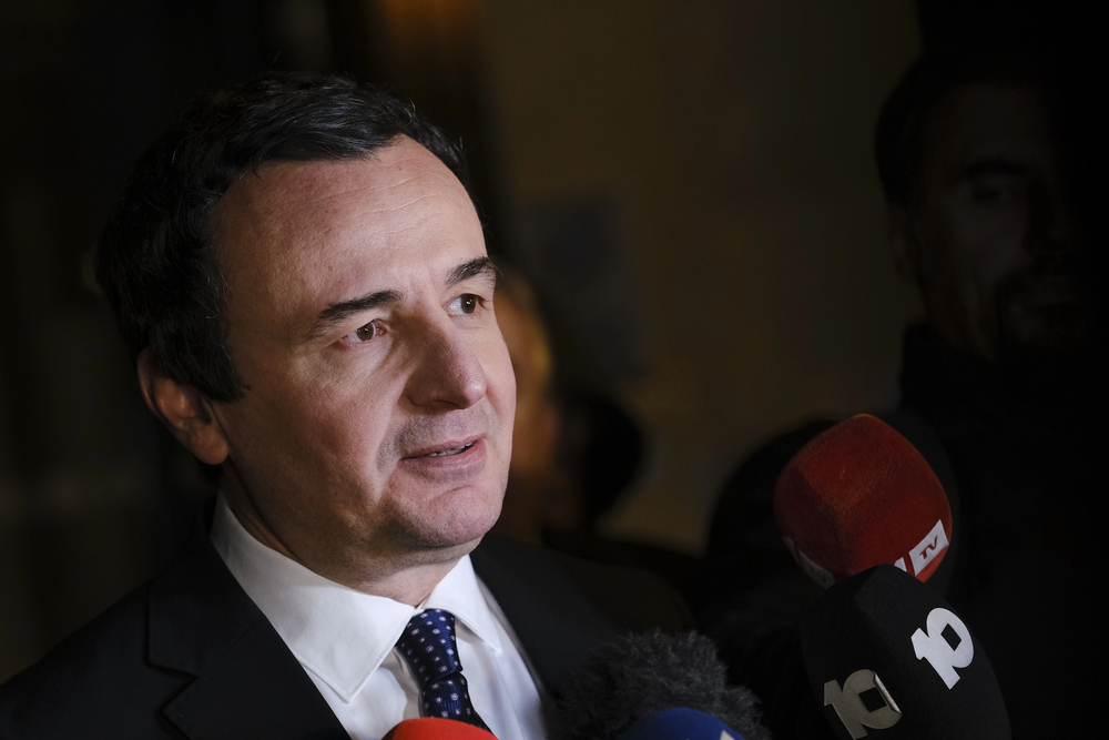 Посебен режим на сообраќај во Скопје поради посетата на премиерот на Косово