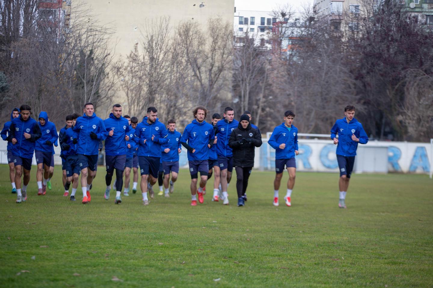 Шкупи остана без тренер и капитен, а наскоро заминува уште еден фудбалер