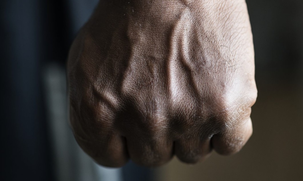 23-годишна девојка нападната од својот татко