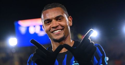 Одличните игри го сторија своето, Интер ќе го откупи договорот на Аканџи