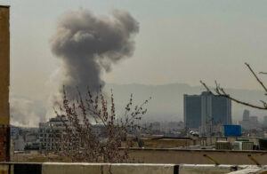 Иран ја негира смртта на високи функционери по нападот