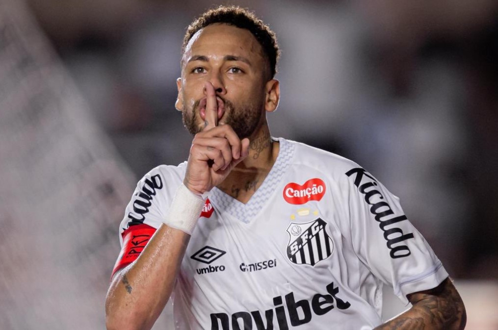 Нејмар по натпреварот во кој блесна откри – имал договор со Винисиус!