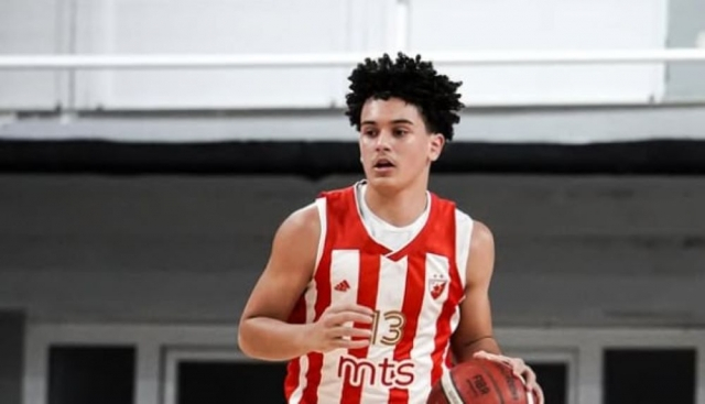 Кој е Александар Зунзуровски, нова млада ѕвезда во Црвена ѕвезда?