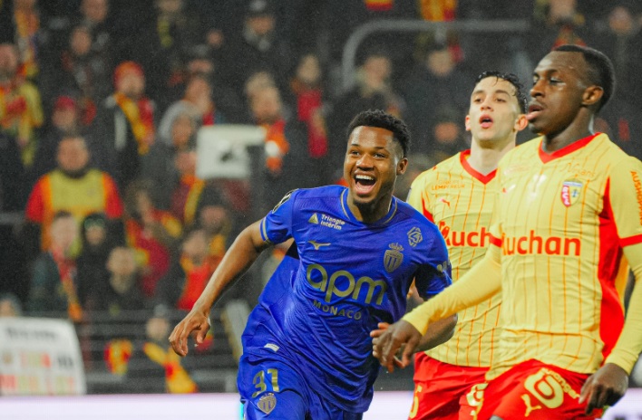 Монако се врати од 0-2 и со пресврт го шокира лидерот Ланс