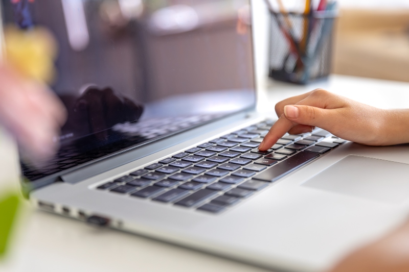 Вештачката интелигенција може да генерира лозинки за вас, но тоа не е добра идеја