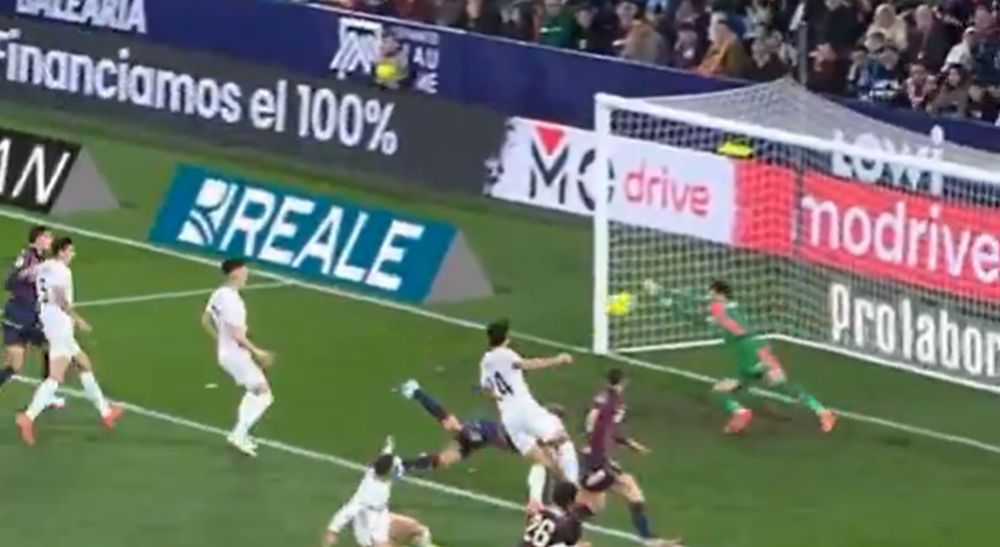 Одличен меч за Димитриевски, Валенсија победи во градското дерби! (ВИДЕО)