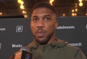 Ентони Џошуа би можел да се бори во јули