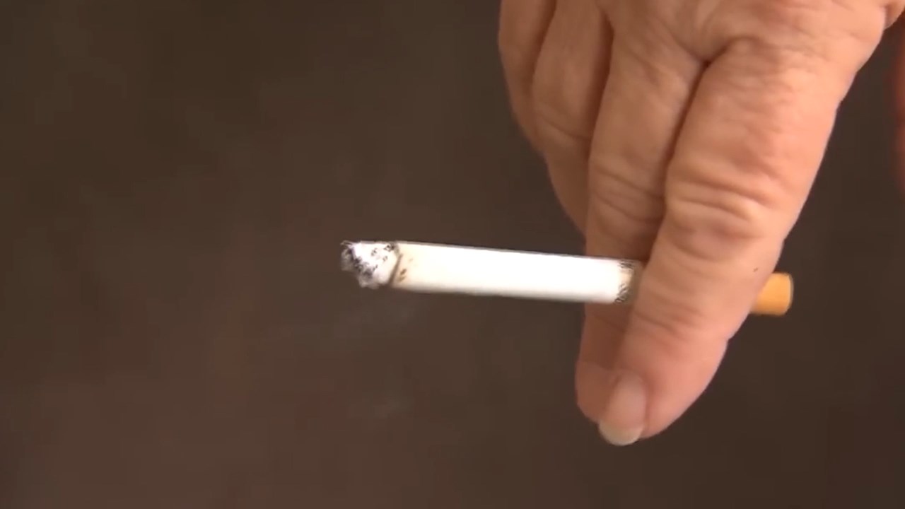 МЗ: Расте бројот на адолесцентите кои консумираат никотин што преку класични цигари, што преку електронски