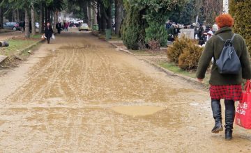 Жал во кал: Граѓаните реагираат за состојбата со градските гробишта, надлежните уверуваат дека се работи на решавање долгогодишен проблем