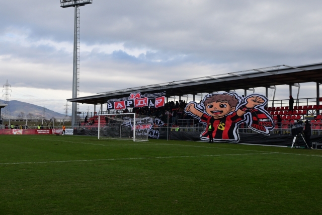 „За Вардар пееме од нозе мали“ – Комити издоминираа против Башкими! (ФОТО)