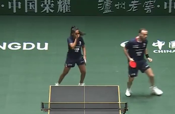 Се збуни колешке а?