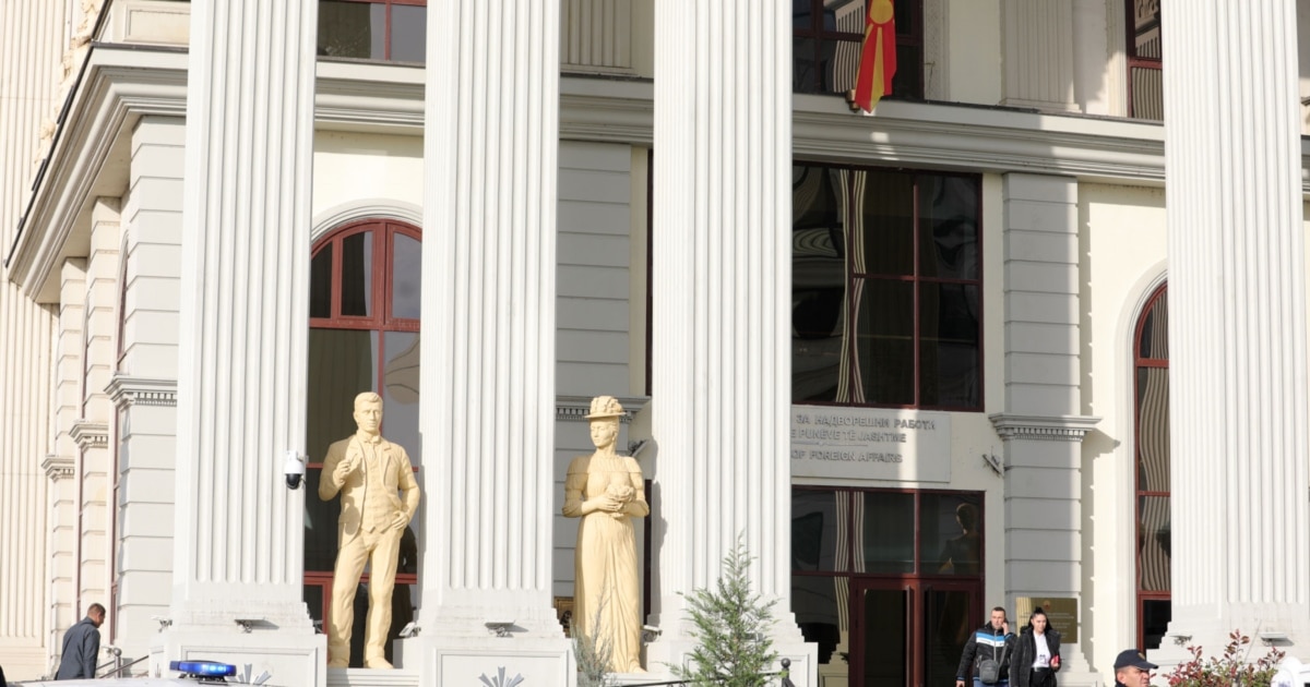 МНР: Единаесет македонски граѓани побарале евакуација од Израел