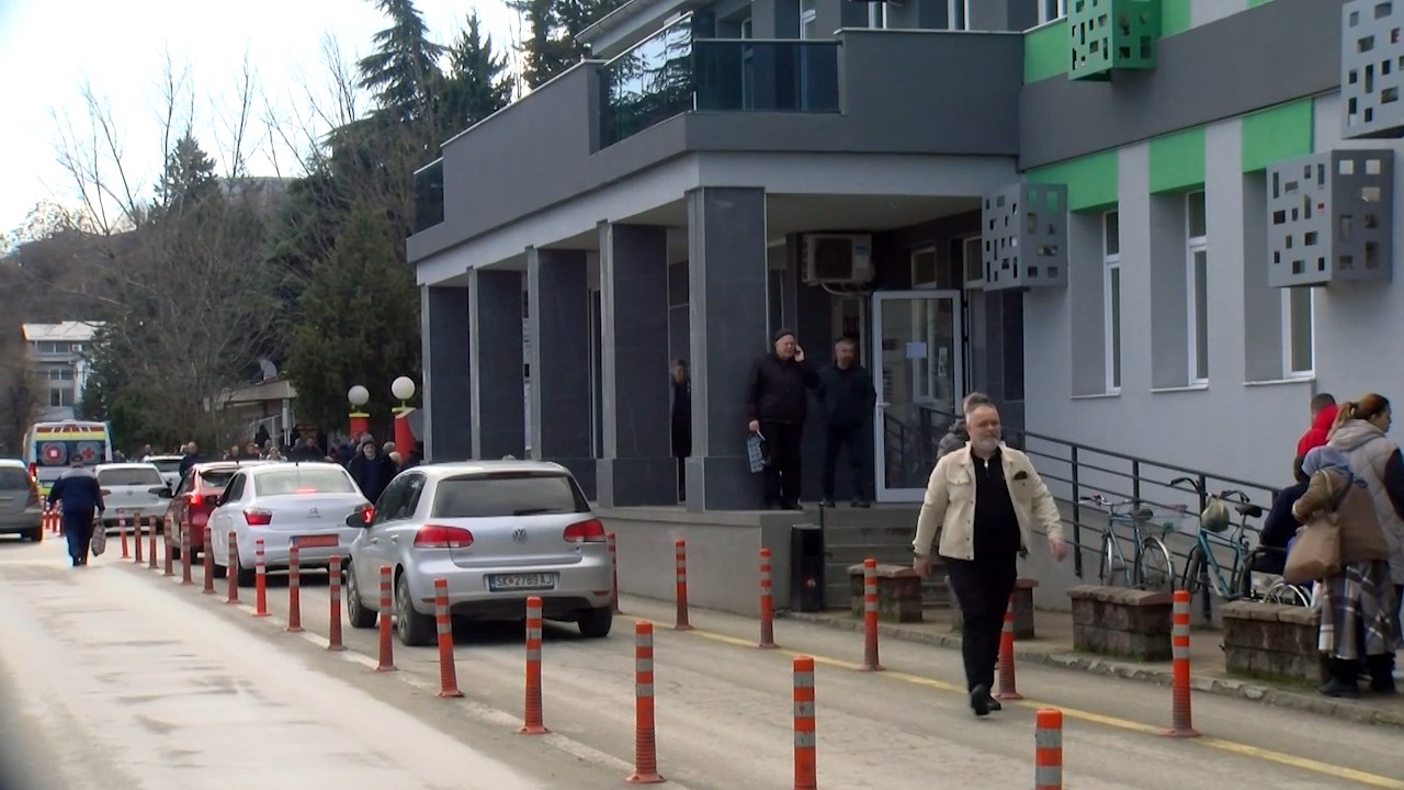 Пациентите за хемофилија со месеци без лекови што живот им значат