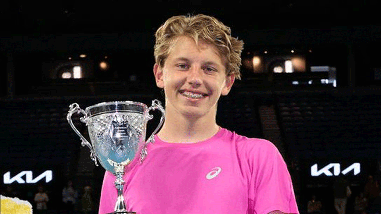 Јуниорскиот Австралијан опен го освои тенисер од екс-Југославија
