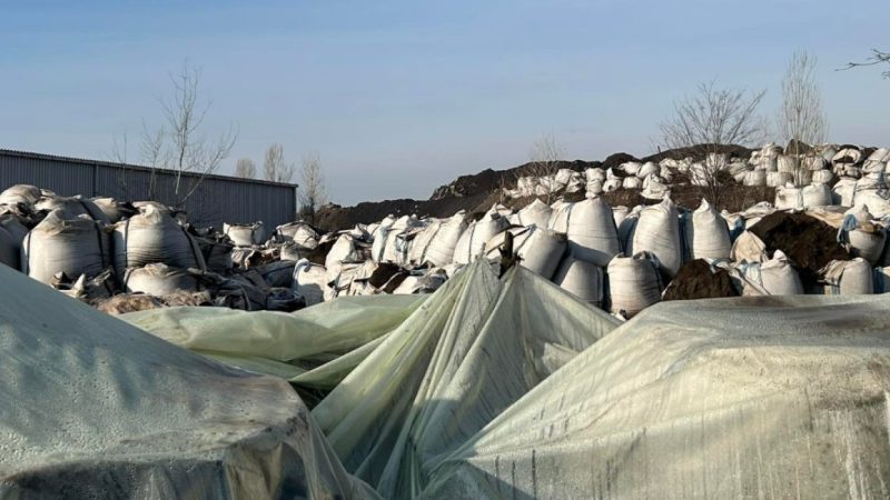 „Макстил“ покриле дел од опасната прашина, инспекторатот бара целосно препакување во рок од три месеци