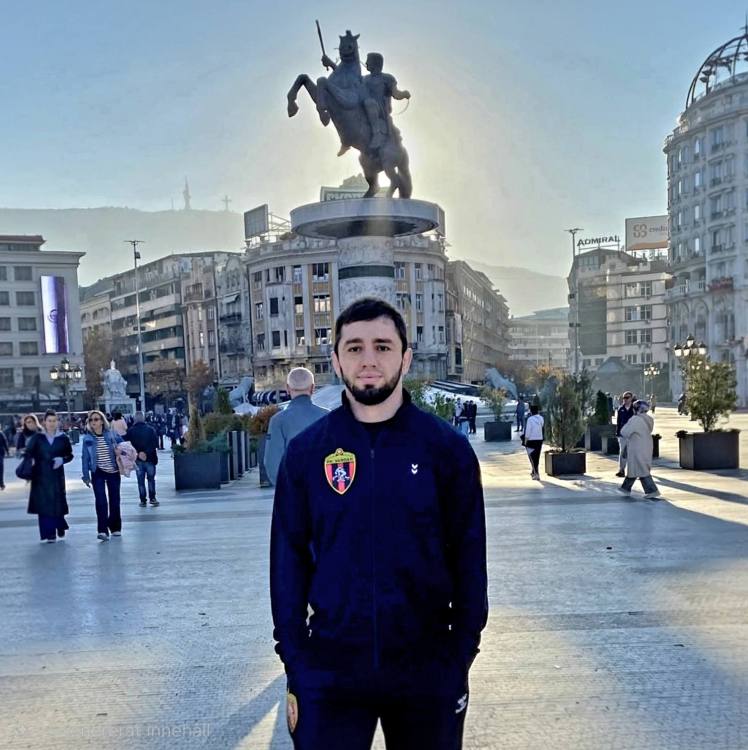 Убав свадбен подарок во плик за борачот на Вардар