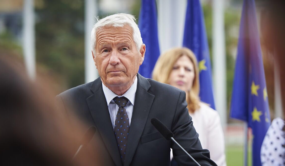 Хоспитализиран поранешниот премиер на Норвешка – претрпел стрес поради Епштајн