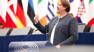 Вајц: Македонија да испорача реформи, а ЕУ да ги исполни своите обврски