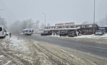 Врнежи од снег со променлив интензитет на Стража, Пресека и Буково